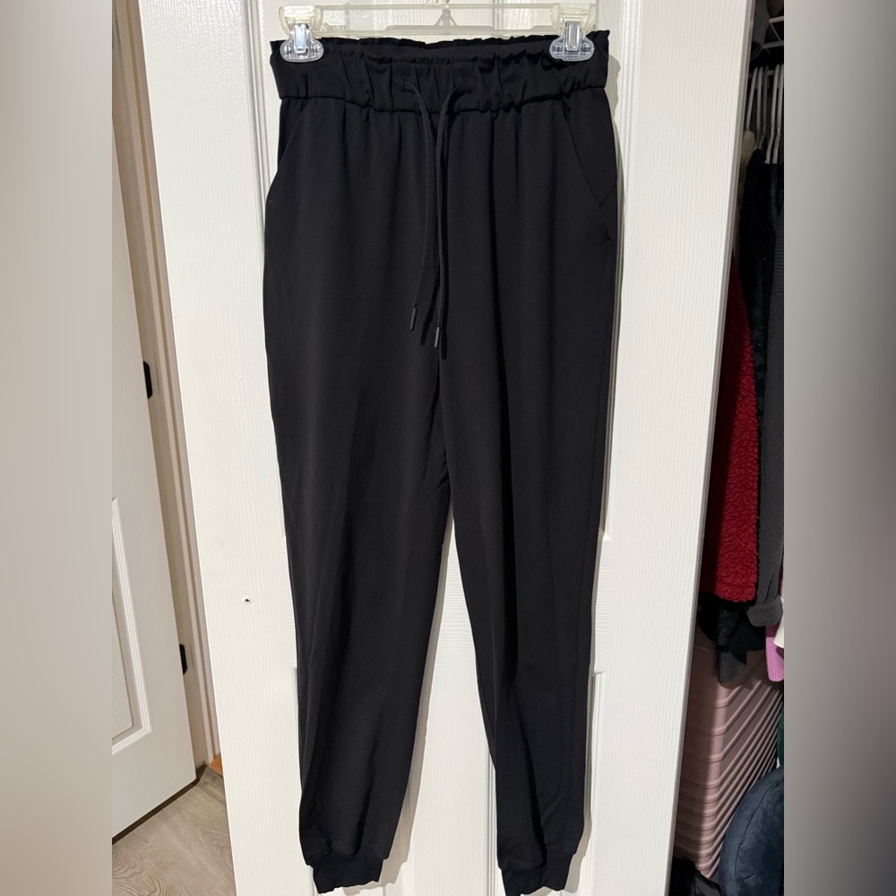 Lululemon Nulu joggers